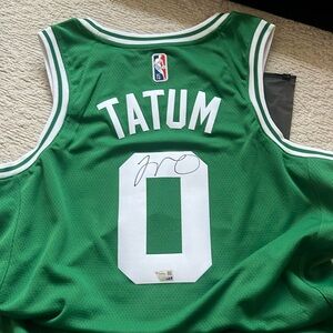 NWT fanatics Jayson Tatum Boston Celtics autographed jersey
